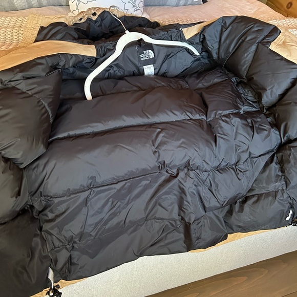 The North Face Tan Puffer Jacket - Picture 11 of 16